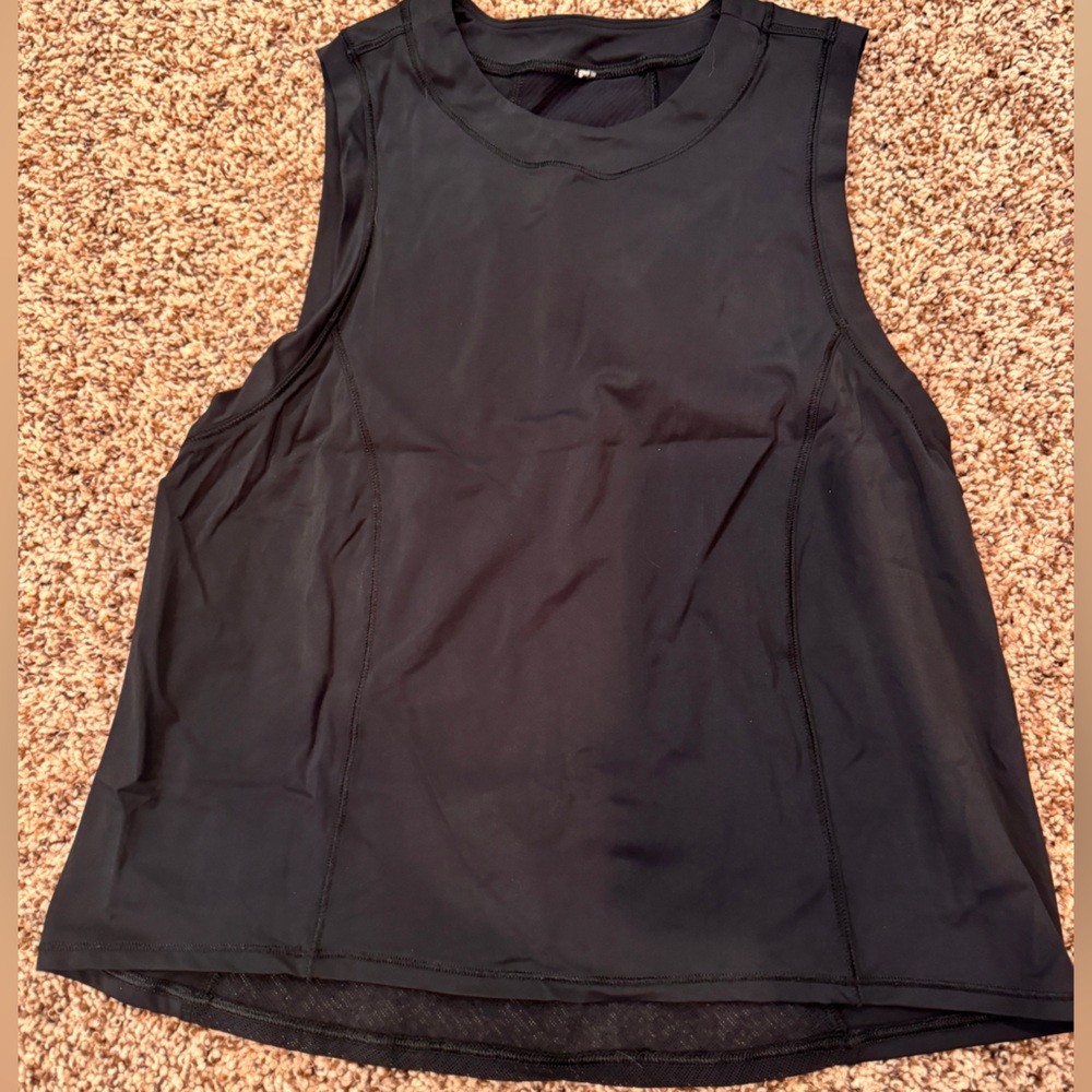 Lululemon cropped muscle tank